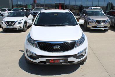 Kia Sportage 1.6GDİ COMFORT 2015 Model Düz Vites