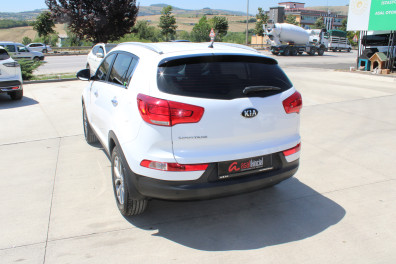 Kia Sportage 1.6GDİ COMFORT 2015 Model Düz Vites