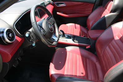 MG HS 1.5 LUXURY AT 2023 Model Otomatik Vites