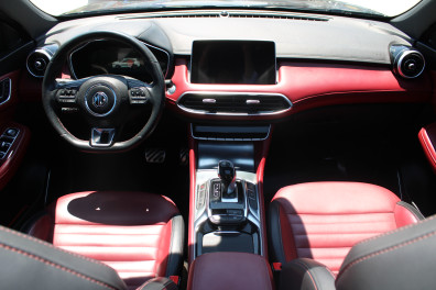 MG HS 1.5 LUXURY AT 2023 Model Otomatik Vites