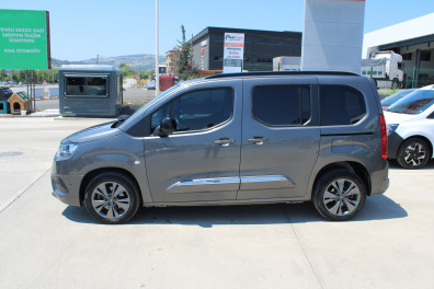 Toyota Proace City 1.5 PASSİON X-PACK AT 2023 Model Otomatik Vites