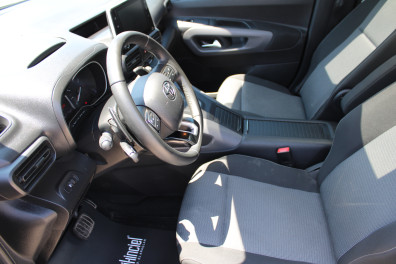 Toyota Proace City 1.5 PASSİON X-PACK AT 2023 Model Otomatik Vites