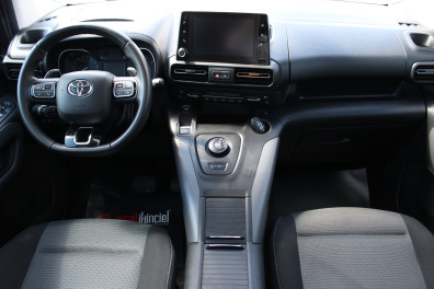 Toyota Proace City 1.5 PASSİON X-PACK AT 2023 Model Otomatik Vites