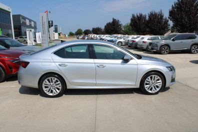 Skoda Octavia 1.5 MHEV PREMİUM DSG 2024 Model Otomatik Vites