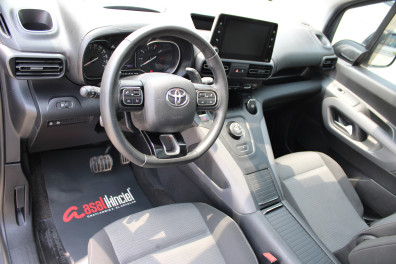Toyota Proace City 1.5 PASSİON X-PACK 2023 Model Otomatik Vites