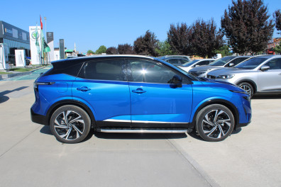 Nissan Qashqai 4X4 PLATİNUM PREMİUM 2024 Model Otomatik Vites