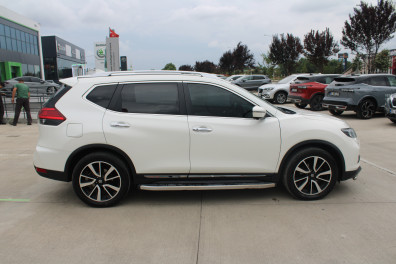 Nissan X-Trail 1.6DCİ PLATİNUM  2018 Model Otomatik Vites
