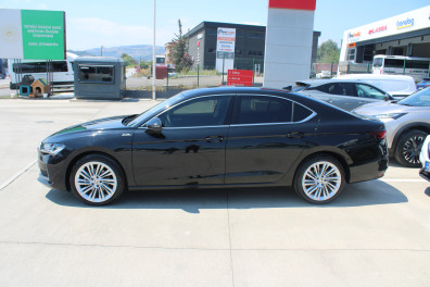 Skoda Superb L&K CRYSTAL 2024 Model Otomatik Vites