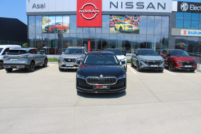 Skoda Superb L&K CRYSTAL 2024 Model Otomatik Vites