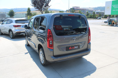 Toyota Proace City  1.5 DREAM  2022 Model Otomatik Vites