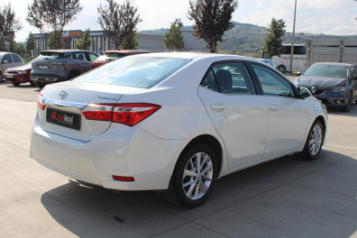 Toyota Corolla 1.6 LPG ADVANCE 2015 Model Otomatik Vites