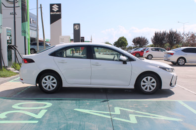 Toyota Corolla 1.6 VİSİON  2019 Model Otomatik Vites