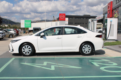Toyota Corolla 1.6 VİSİON  2019 Model Otomatik Vites