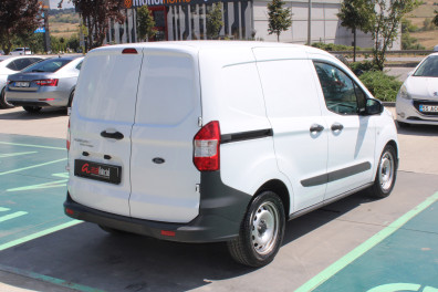 Ford  Transit COURİER 1.5TDCİ TREND 2023 Model Düz Vites
