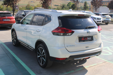 Nissan X-Trail 1.6DCİ PLATİNUM 2018 Model Otomatik Vites
