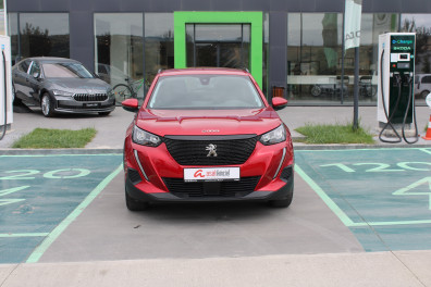 Peugeot 2008 1.5BULEHDİ ACTİVE 2021 Model Otomatik Vites