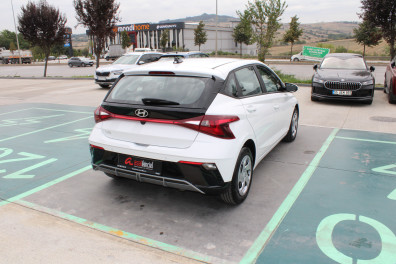 Hyundai i20 1.0 T-GDİ JUMP 2024 Model Otomatik Vites
