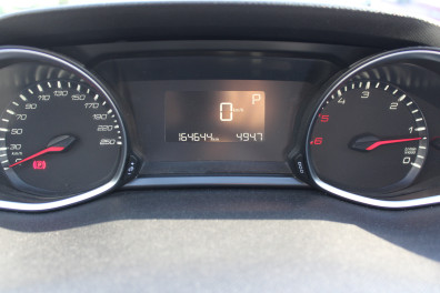 Peugeot 308 1.6BLUEHDİ ACTİVE 2015 Model Otomatik Vites