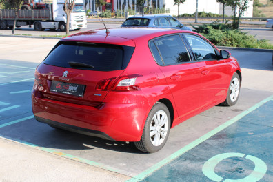 Peugeot 308 1.6BLUEHDİ ACTİVE 2015 Model Otomatik Vites