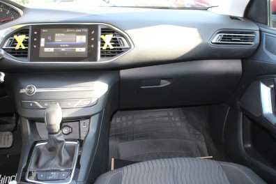 Peugeot 308 1.6BLUEHDİ ACTİVE 2015 Model Otomatik Vites