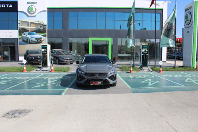 Peugeot 408 1.2 PURETECH ALLURE 2024 Model Otomatik Vites
