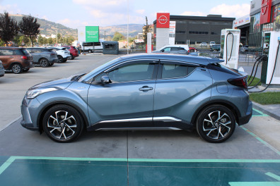 Toyota C-HR 1.8HYBRİD PASSİON 2020 Model Otomatik Vites