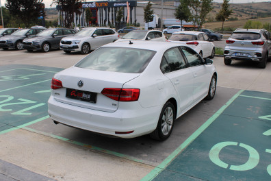 Volkswagen Jetta 1.6TDİ COMFORTLİNE 2015 Model Otomatik Vites