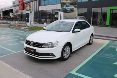 Volkswagen Jetta 1.6TDİ COMFORTLİNE 2015 Model Otomatik Vites