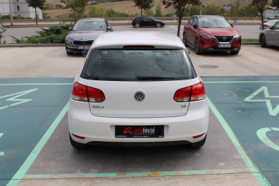 Volkswagen Golf 1.6LPG TRENDLİNE 2012 Model Düz Vites
