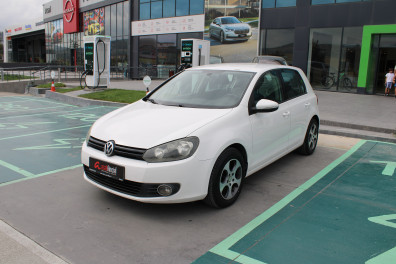 Volkswagen Golf 1.6LPG TRENDLİNE 2012 Model Düz Vites