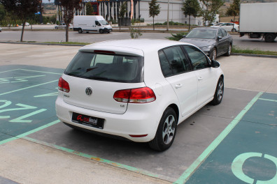 Volkswagen Golf 1.6LPG TRENDLİNE 2012 Model Düz Vites