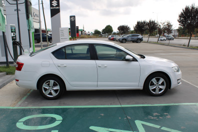 Skoda Octavia  1.6 TDİ OPTİMAL  2015 Model Otomatik Vites
