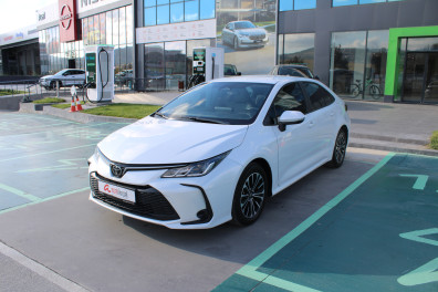 Toyota Corolla 1.5 VİSİON PLUS  2025 Model Otomatik Vites