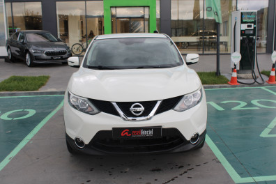 Nissan Qashqai 1.5 DCİ TEKNA  2017 Model Düz Vites