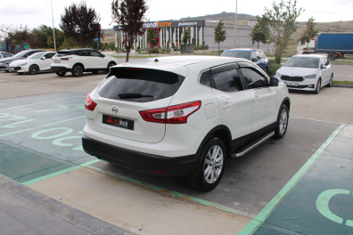 Nissan Qashqai 1.5 DCİ TEKNA  2017 Model Düz Vites