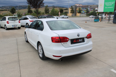 Volkswagen Jetta 1.2 TSİ COMFORTLİNE  2014 Model Düz Vites