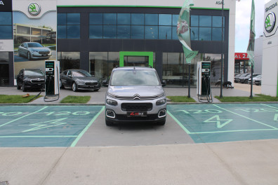 Citroen Berlingo 1.5 BLUEHDİ SHİNE 2022 Model Otomatik Vites