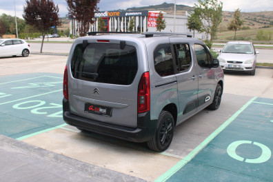 Citroen Berlingo 1.5 BLUEHDİ SHİNE 2022 Model Otomatik Vites
