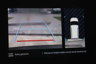 Citroen Berlingo 1.5 BLUEHDİ SHİNE 2022 Model Otomatik Vites