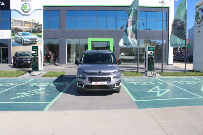 Citroen Berlingo 1.5 FEEL BOLD  2023 Model Otomatik Vites