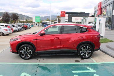 MG HS 1.5 PHEV LUXURY 2024 Model Otomatik Vites
