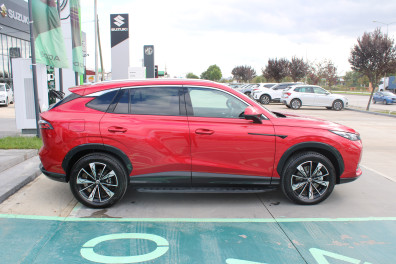 MG HS 1.5 PHEV LUXURY 2024 Model Otomatik Vites