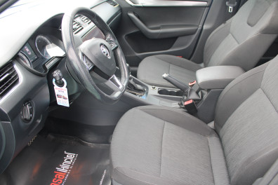 Skoda Octavia 1.6TDİ STYLE SUNROOF 2018 Model Otomatik Vites