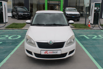 Skoda Fabia 1.2 AMBİTİON 2012 Model Düz Vites