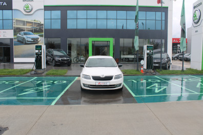 Skoda Octavia 1.6 TDİ STYLE CR  2015 Model Otomatik Vites