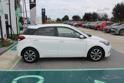 Hyundai i20 1.4 MPİ STYLE 2018 Model Otomatik Vites
