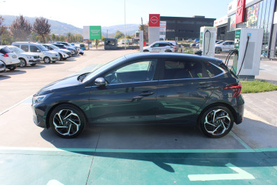 Hyundai i20 1.4 ELİT SUNROOF 2023 Model Otomatik Vites