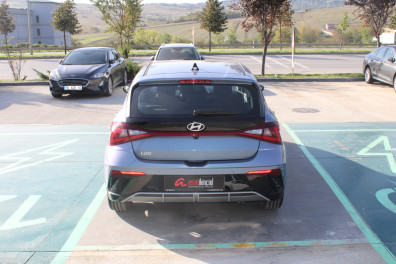 Hyundai i20 1.0T-GDİ STYLE  2024 Model Otomatik Vites