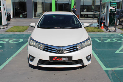 Toyota Corolla 1.6 LPG ACTİVE  2014 Model Düz Vites