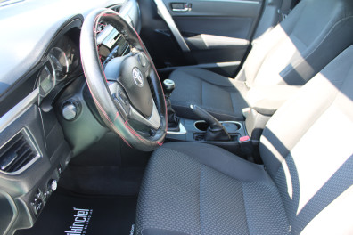 Toyota Corolla 1.6 LPG ACTİVE  2014 Model Düz Vites